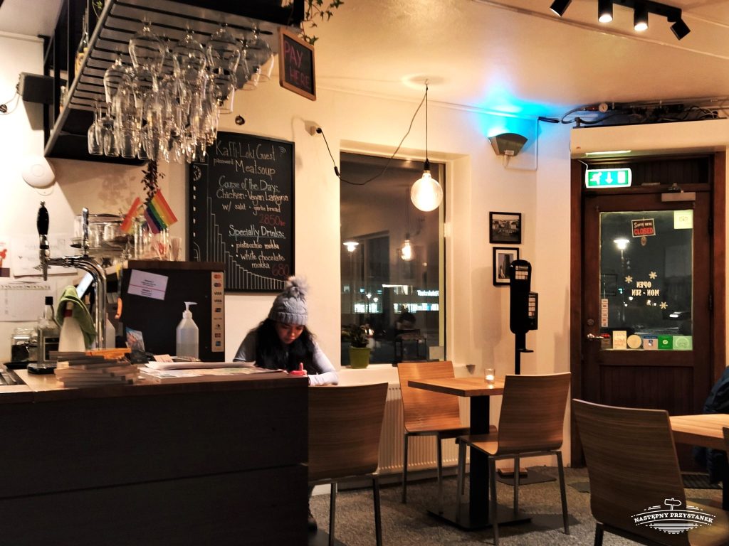 Gdzie zjeść w Rejkiawiku: Restauracja Café Loki - zdjęcie 3